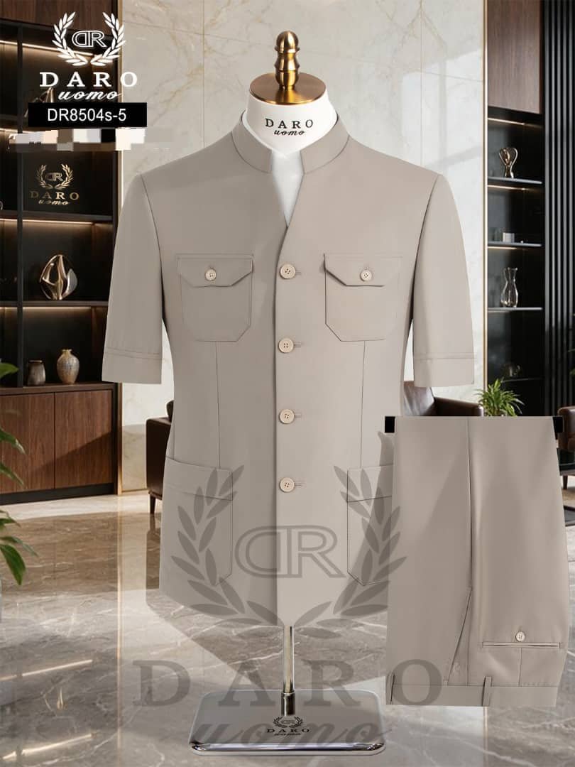 SAFARI SUIT